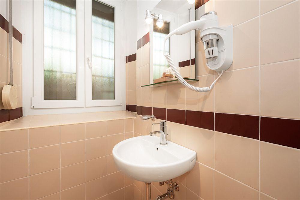 Bed and Breakfast Terme Di Traiano Rom Exterior foto